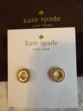 NWT Kate Spade gold plated cubic zirconia spade pierced earrings with logo bag